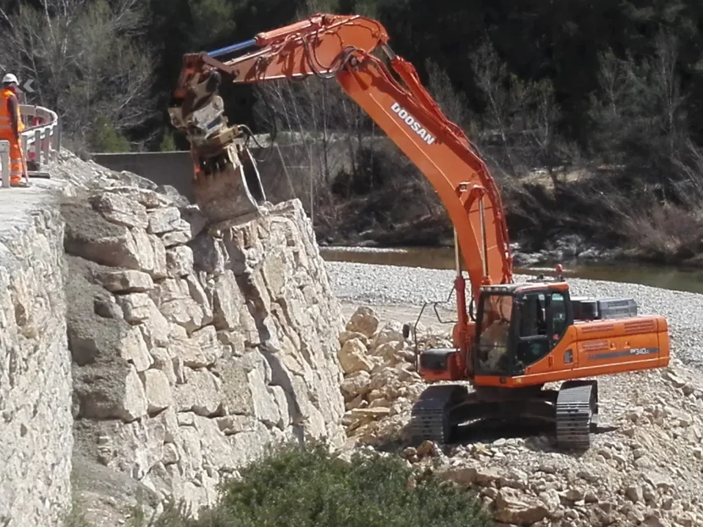 Construcción de Escolleras